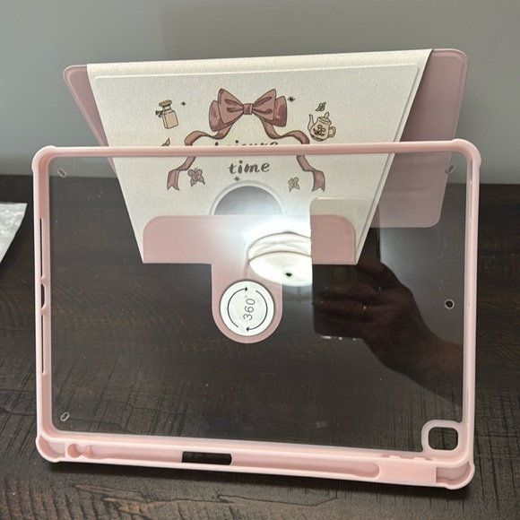 🧸 NWT Whimsical Pearl & Pink iPad Cover 7th 8th & 9th Generation 360 Rotation - Picture 4 of 6